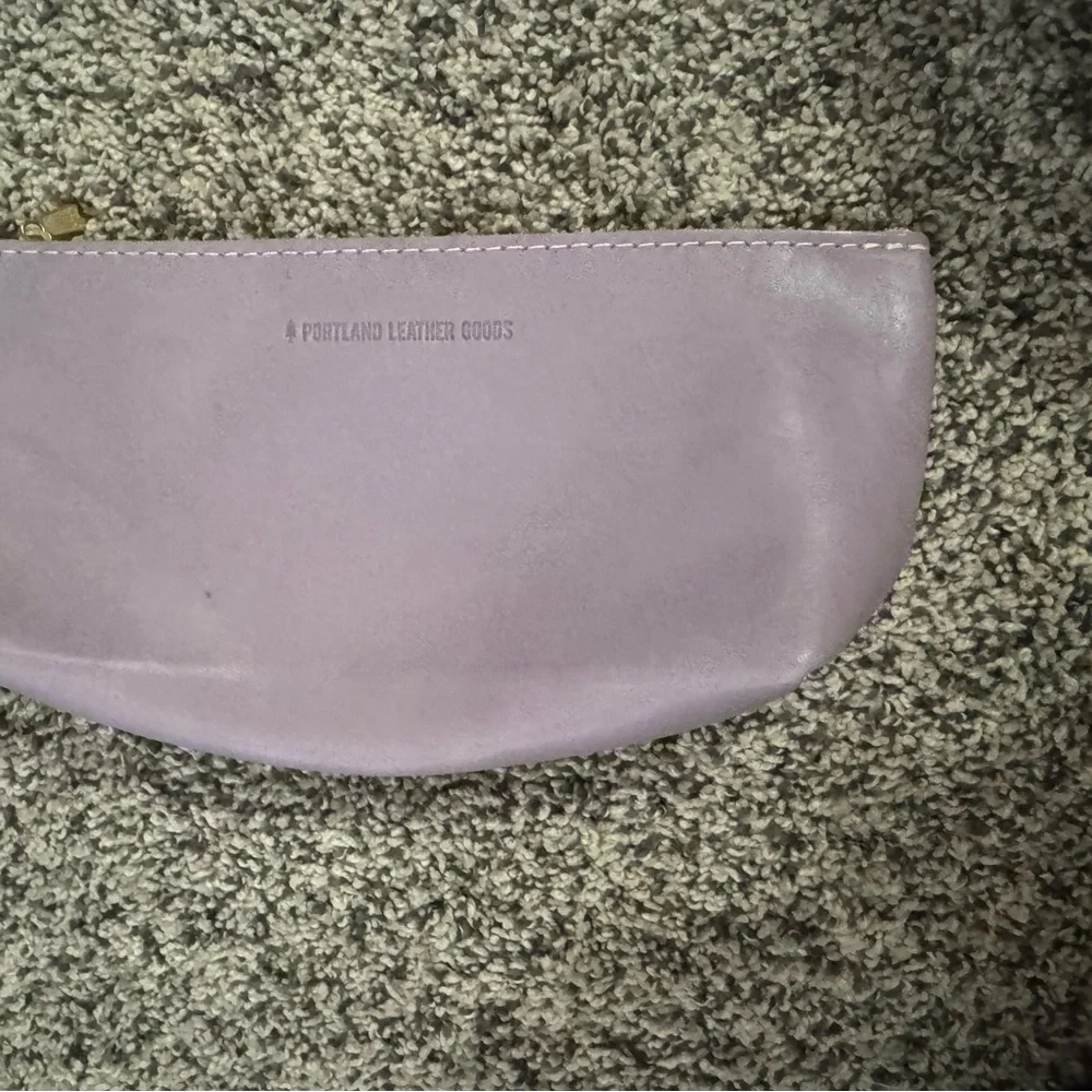 Portland Leather Lavender Cosmetic Case - Picture 2 of 2